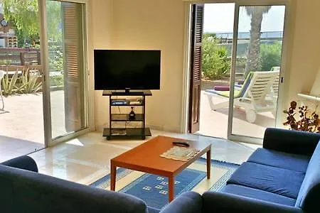 House 3 Vila Larnaca